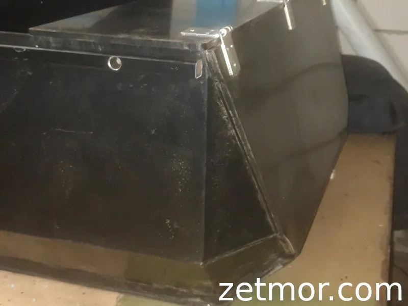 Задняя часть саней