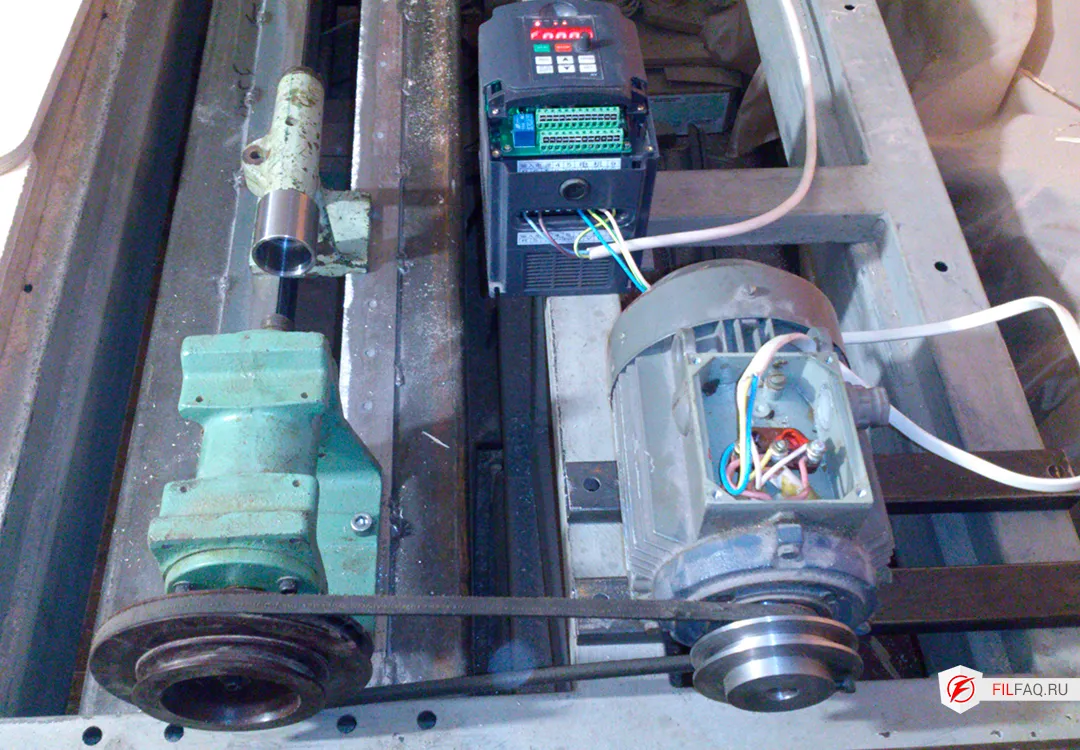 Установка электро мотора токарного