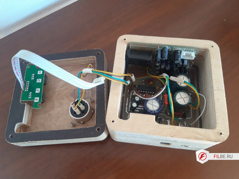 Фантомное питание с усилителем